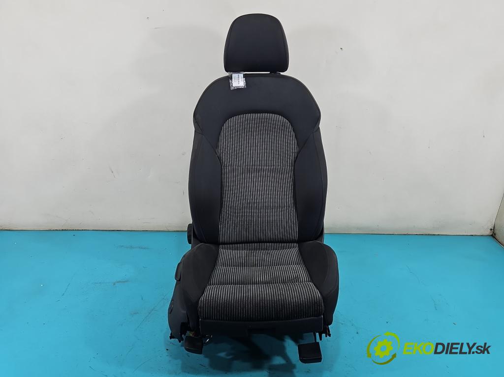 Audi A4 B8 2007-2015 2.0 TDI (CAGA) 143 HP manual 105 kW 1968 cm3 5- Sedačka pravý  (Sedadlo)