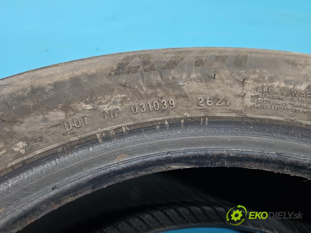 Skoda Felicia 1.3 mpi 54 HP manual 40 kW 1289 cm3 5- pneumatika zimné pár