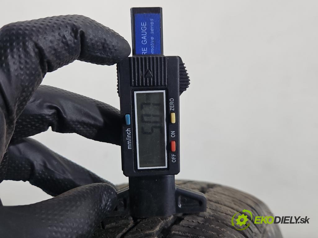 Skoda Felicia 1.3 mpi 54 HP manual 40 kW 1289 cm3 5- pneumatika zimné pár