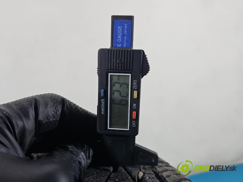 Skoda Felicia 1.3 mpi 54 HP manual 40 kW 1289 cm3 5- pneumatika zimné pár