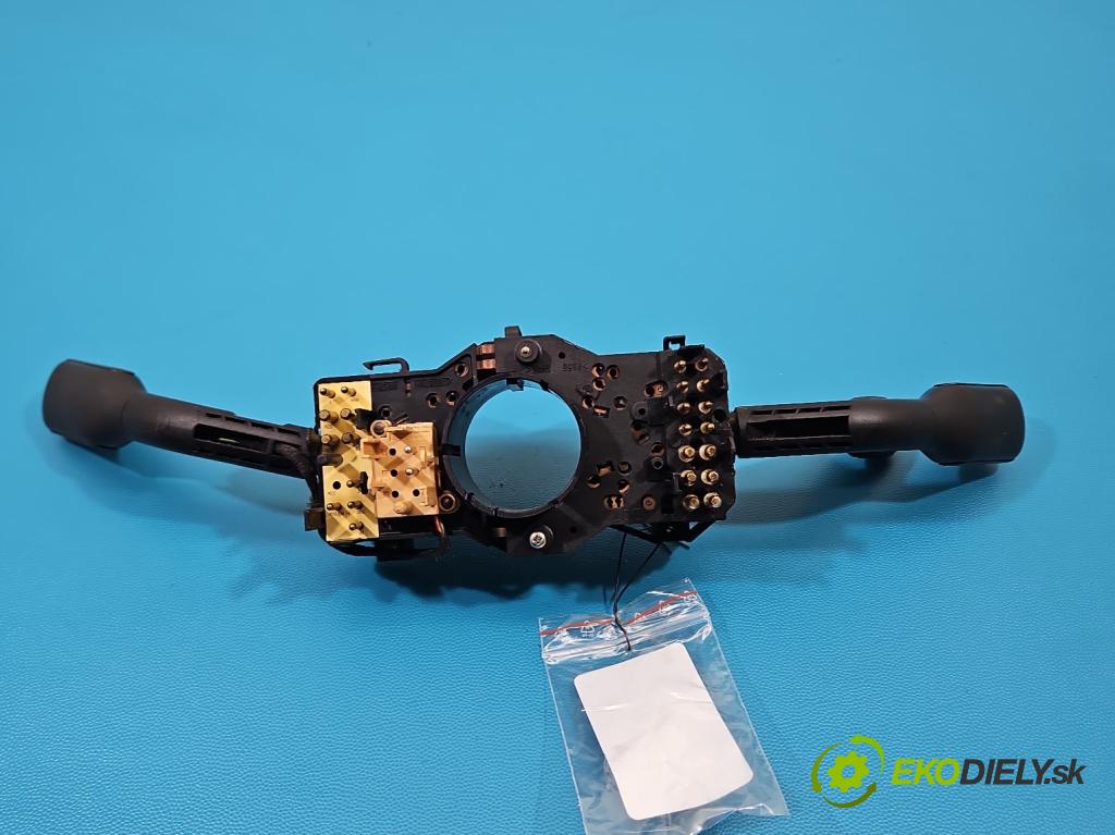 Audi A4 B5 1994-2001 1.9 tdi 110 HP manual 81 kW 1896 cm3 5- prepínač komplex: 4D0953513 (Prepínacie páčky pod volantom)