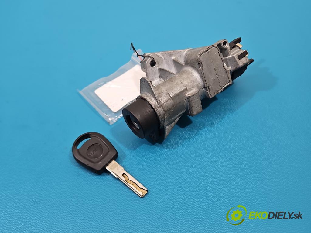 Audi A4 B5 1994-2001 1.9 tdi 110 HP manual 81 kW 1896 cm3 5- Spínačka 4D0905851E (Spínacia skrinka)