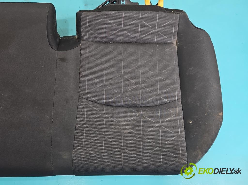 Toyota Rav4 V 2018- 2.5 hybrid 178HP: automatic 131 kW 2487 cm3 5- Pohovka: zadné  (Sedadlo)