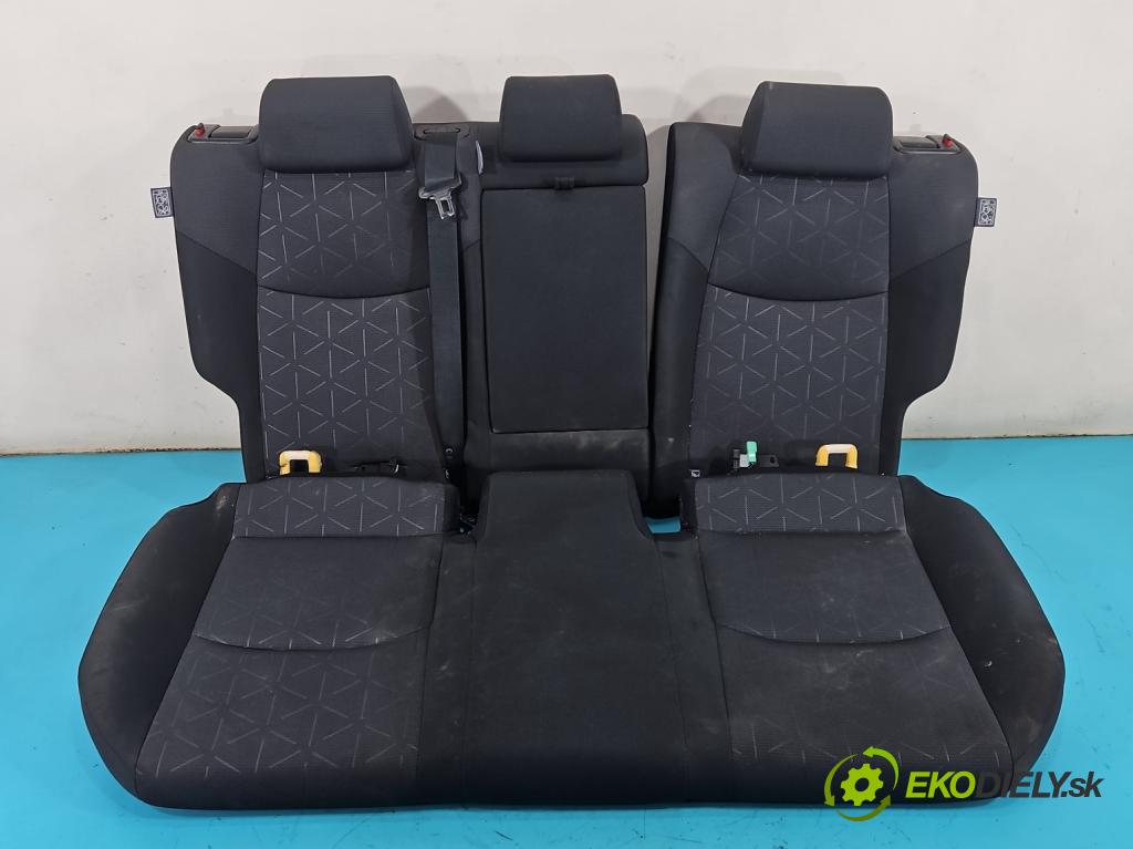 Toyota Rav4 V 2018- 2.5 hybrid 178HP: automatic 131 kW 2487 cm3 5- Pohovka: zadné  (Sedadlo)