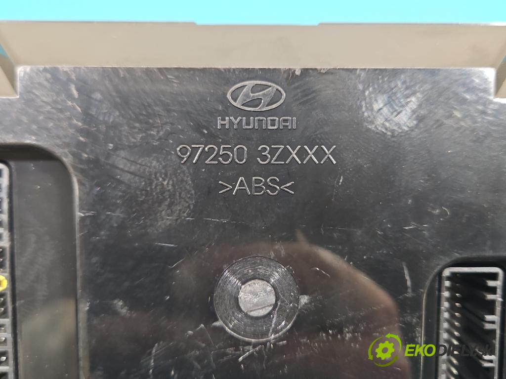 Hyundai I40 1.7 crdi 136 HP manual 100 kW 1685 cm3 5- panel kúrenia 97250-3ZXXX