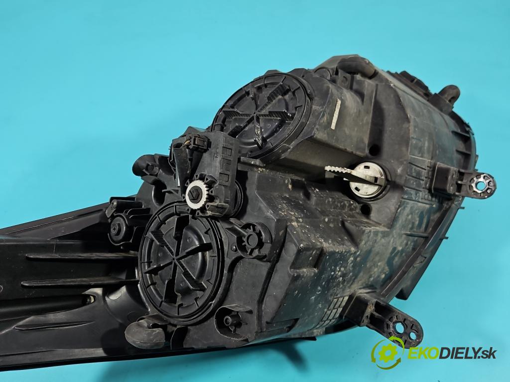 Hyundai I40 1.7 crdi 136hp manual 100 kW 1685 cm3 5- světlo levý  (Klika dveří ostatní)