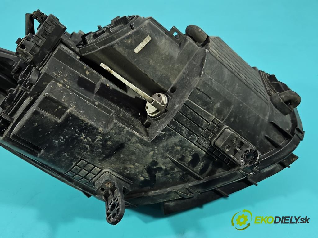 Hyundai I40 1.7 crdi 136hp manual 100 kW 1685 cm3 5- světlo levý  (Klika dveří ostatní)