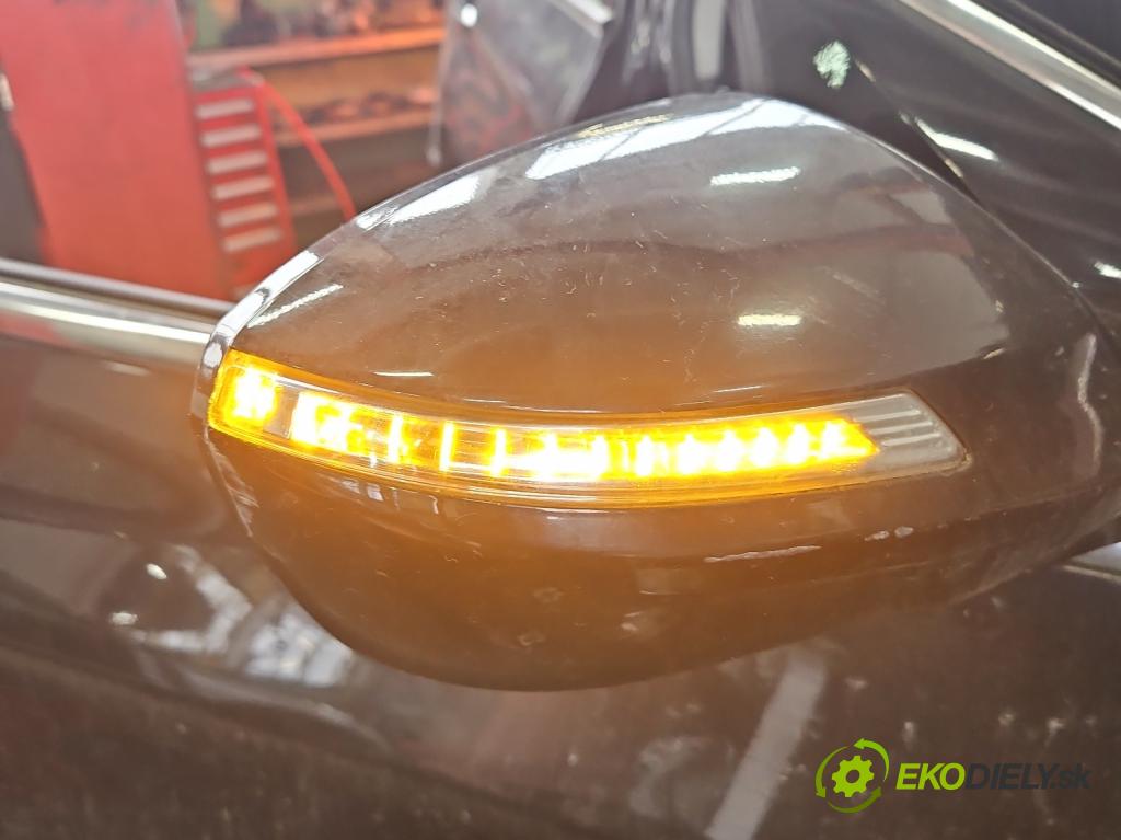 Hyundai I40 1.7 crdi 136hp manual 100 kW 1685 cm3 5- zpětné zrcátko pravé  (Klika dveří ostatní)