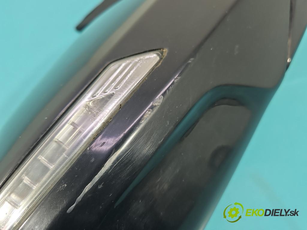 Hyundai I40 1.7 crdi 136hp manual 100 kW 1685 cm3 5- zpětné zrcátko pravé  (Klika dveří ostatní)