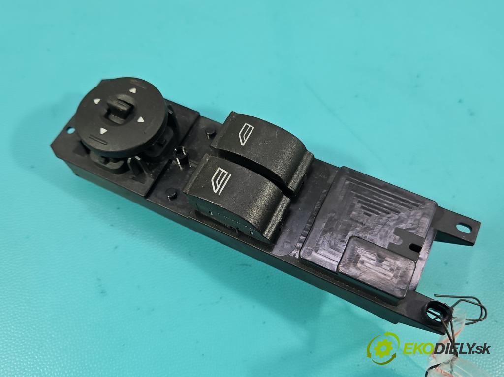 Ford Focus Mk3 2010-2018 1.6 16v 105 HP manual 77 kW 1596 cm3 5- prepínač okien spätných zrkadiel AM5T-14A132-EA