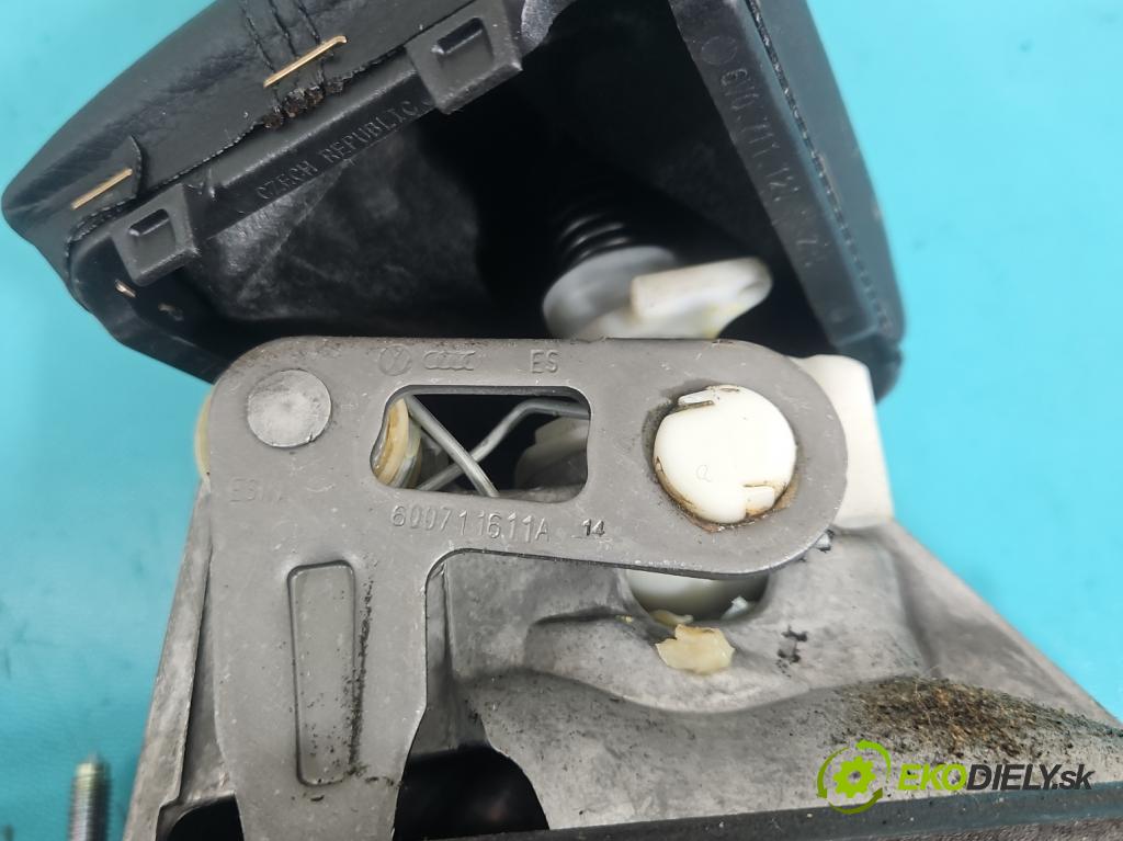 Skoda Fabia III 2014- 2021 1.4 TDI 105 HP manual 77 kW 1422 cm3 5- Páka: Změny: stupeň,rýchlosť 6Q0711611A (Rýchlostná páka (kulisa))