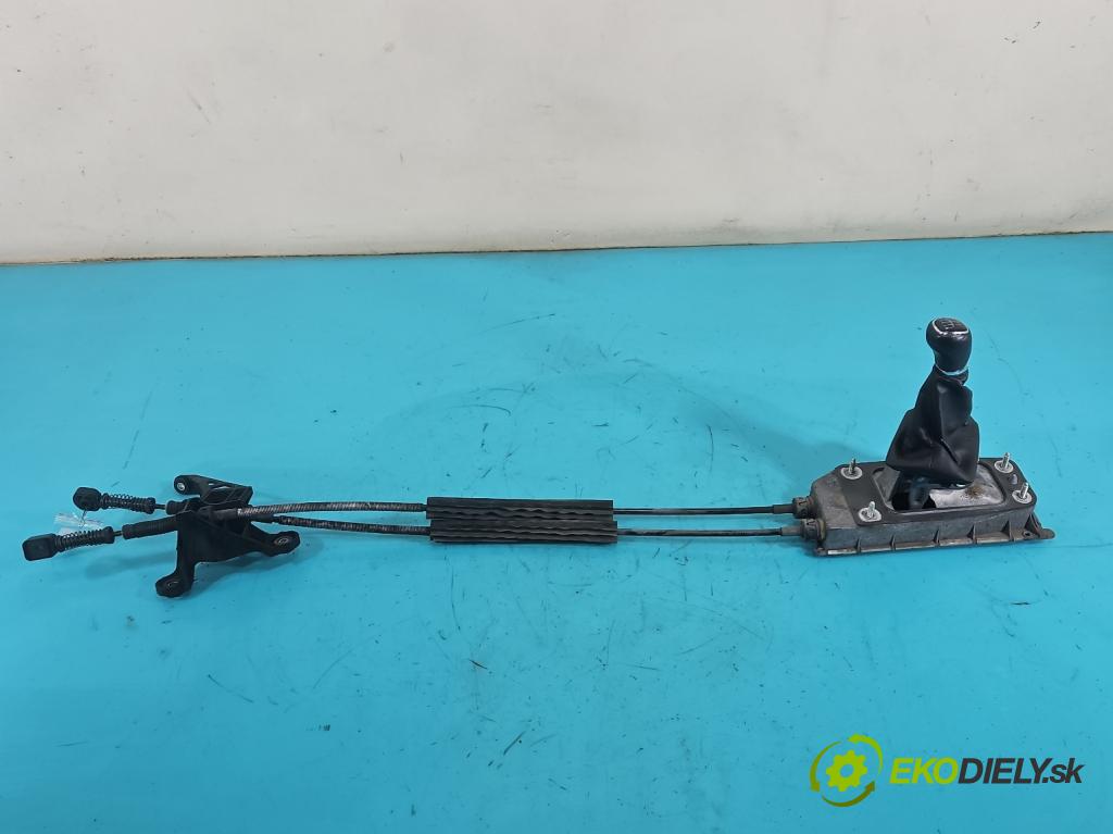 Skoda Fabia III 2014- 2021 1.4 TDI 105 HP manual 77 kW 1422 cm3 5- Páka: Změny: stupeň,rýchlosť 6Q0711611A (Rýchlostná páka (kulisa))