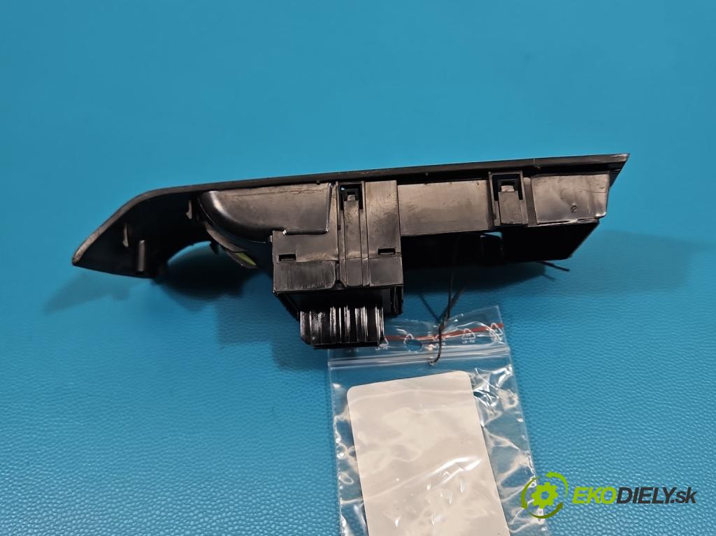 Skoda Fabia III 2014- 2021 1.4 TDI 105 hp manual 77 kW 1422 cm3 5- Přepínač oken zpětných zrcátek 6V0959858