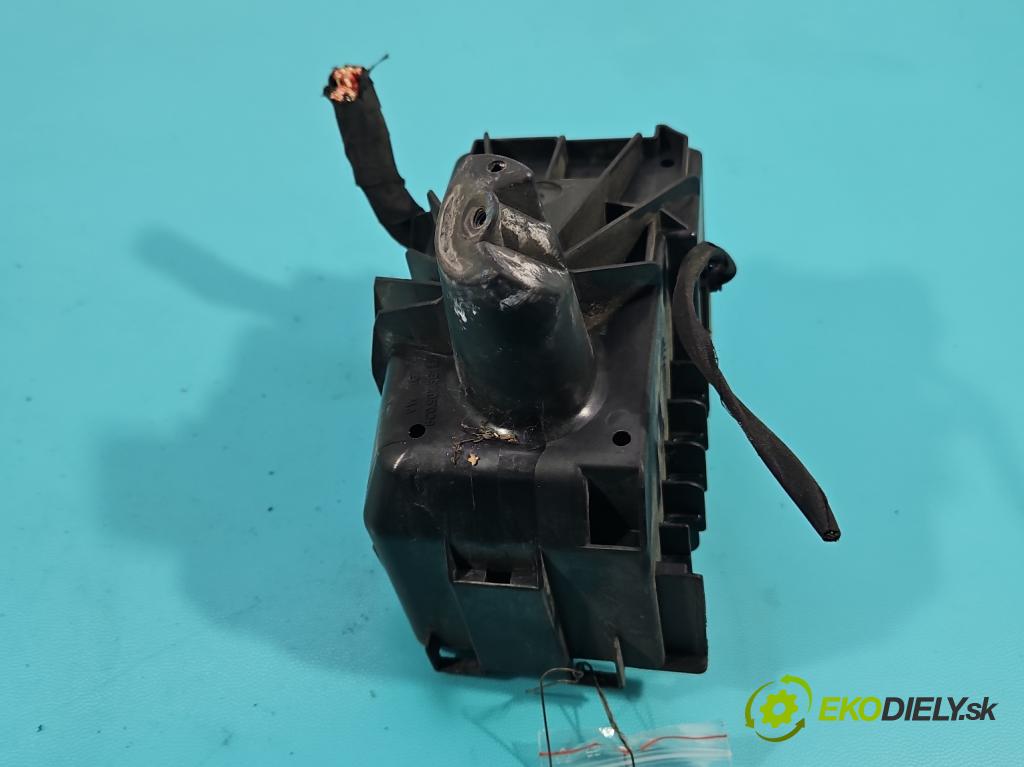 Skoda Fabia III 2014- 2021 1.4 TDI 105 HP manual 77 kW 1422 cm3 5- skrinka poistka 6C0907361D (Poistková skrinka)