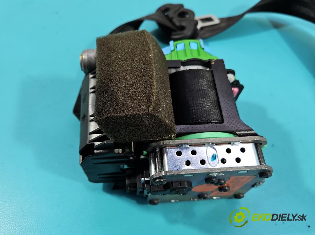 Audi A4 B8 2007-2015 2.0 TDI (CAGA) 143 HP manual 105 kW 1968 cm3 5- pas bezpečnosť: predné pravý 8K1857706K