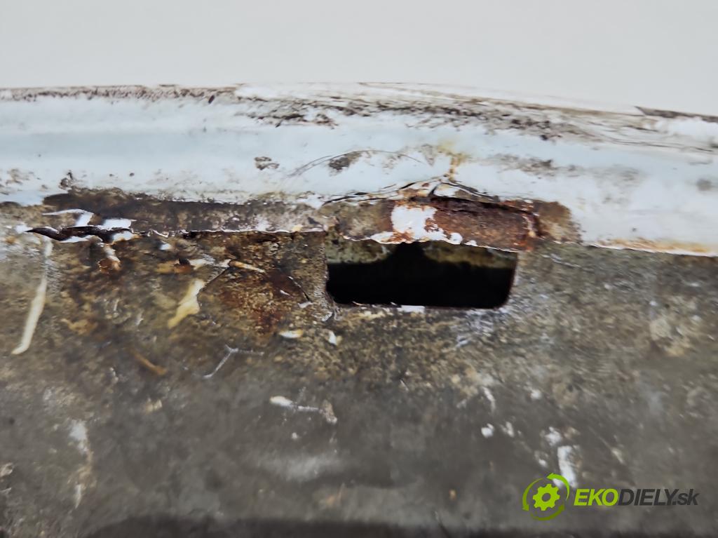 Opel Movano II 2003-2010 2.5 cdti 99 hp manual 73 kW 2463 cm3 5- kapota přední