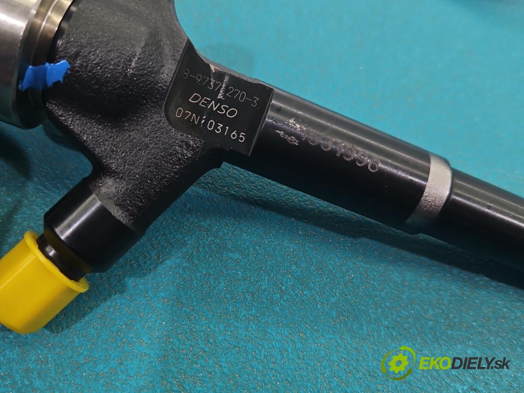 Opel Astra IV 2009-2015 1.7 CDTI 125 HP manual 92 kW 1686 cm3 5- vstrek 8-97376270-3 (Vstrekovač paliva)