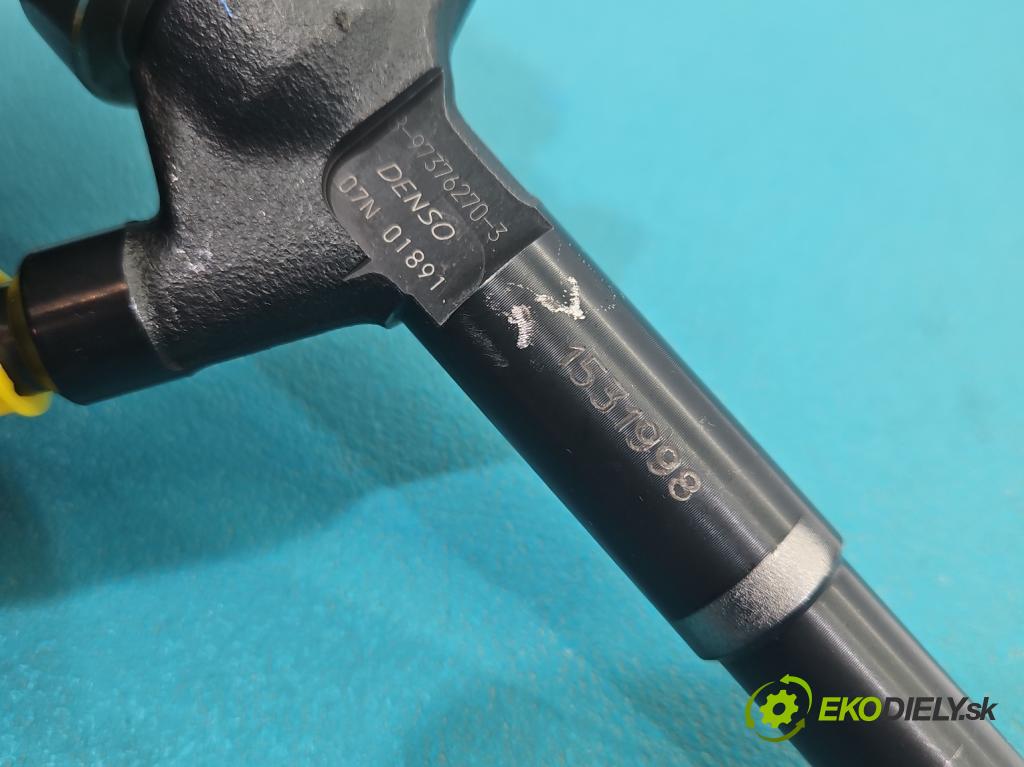 Opel Astra IV 2009-2015 1.7 CDTI 125 HP manual 92 kW 1686 cm3 5- vstrek 8-97376270-3 (Vstrekovač paliva)