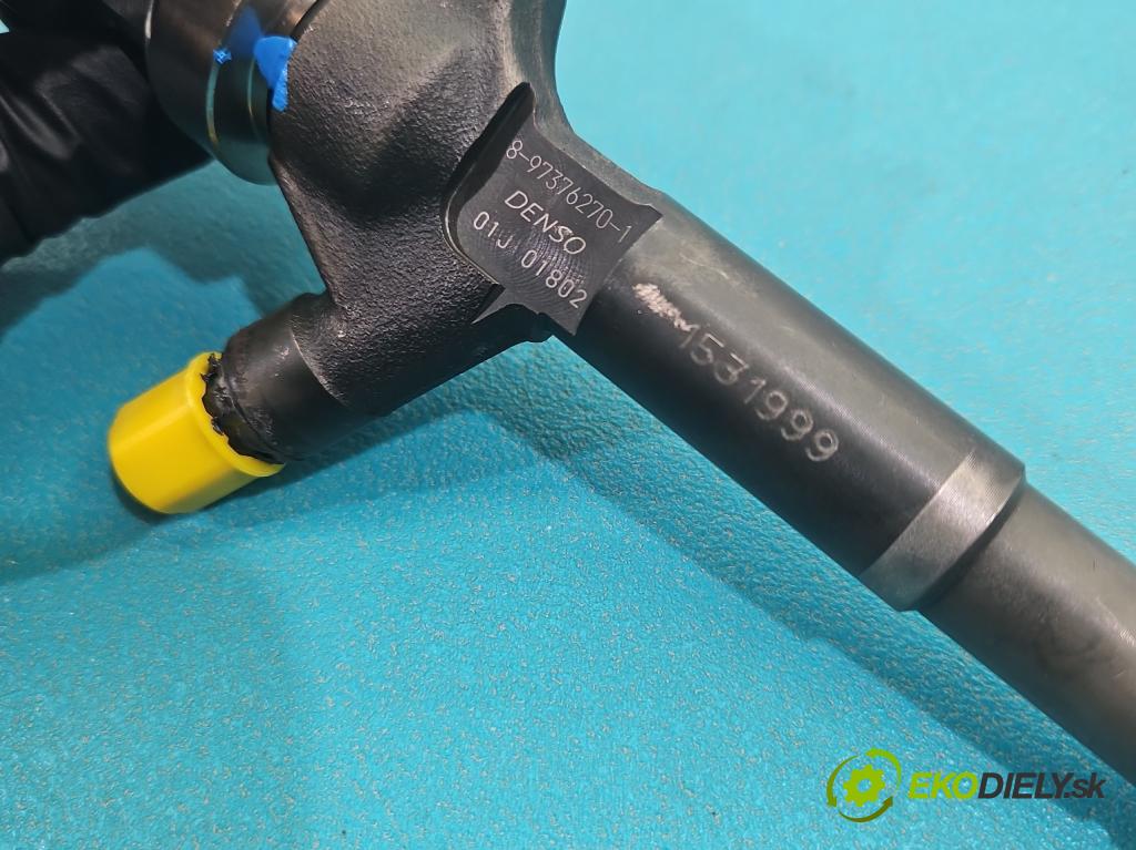 Opel Astra III 2004-2014 1.7 CDTI 110 HP manual 81 kW 1686 cm3 5- vstrek 8-97376270-1 (Vstrekovač paliva)