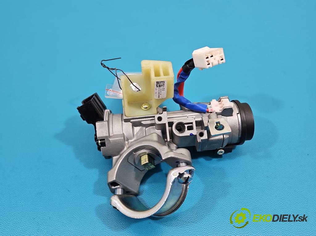 Hyundai I30 III 2016- 1.5 DPI 16V 110 HP manual 80.9 kW 1498 cm3 5- Spínačka  (Spínacia skrinka)