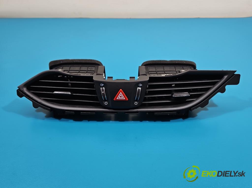 Hyundai I30 III 2016- 1.5 DPI 16V 110 HP manual 80.9 kW 1498 cm3 5- Mřížka: kúrenia stredová  (Mriežka kúrenia (fukár))