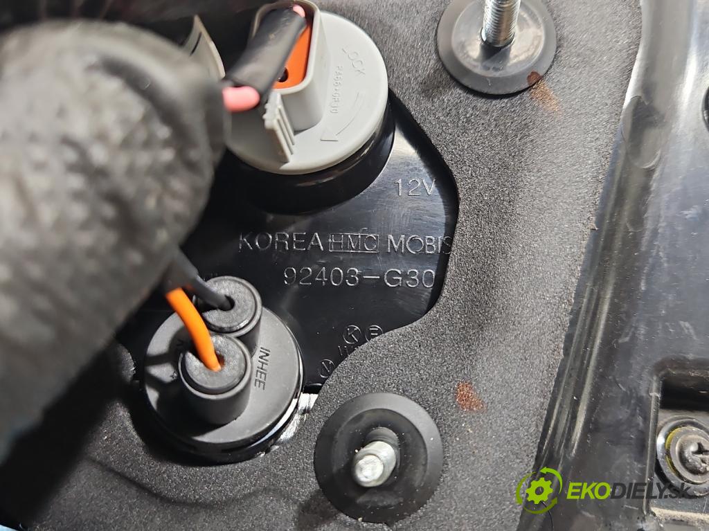 Hyundai I30 III 2016- 1.5 DPI 16V 110 HP manual 80.9 kW 1498 cm3 5- svetlo / reflektor zadné ľavé 92403G4000 (Kľučka dverí ostatné)