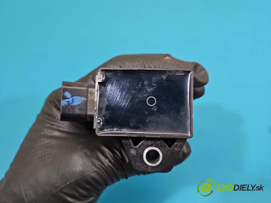 Hyundai I30 III 2016- 1.5 DPI 16V 110 HP manual 80.9 kW 1498 cm3 5- cievka zapaľovacia 27301-08000 (Zapaľovacia cievka)