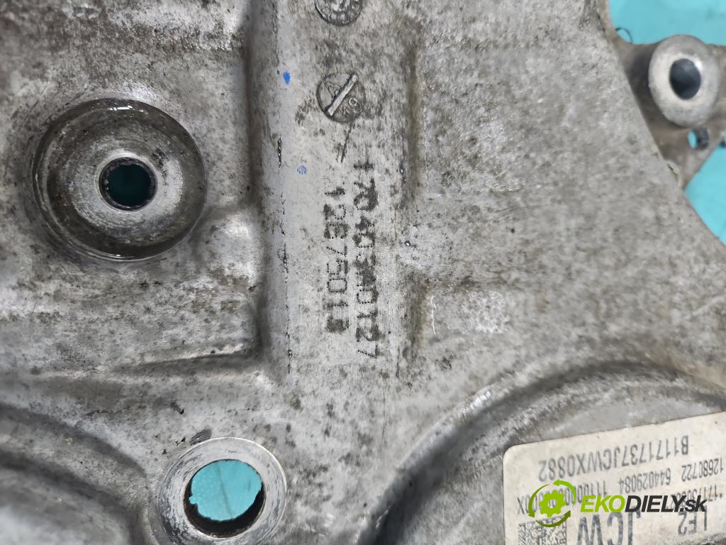 Opel Astra V  2015-2022 1.4 T 125 HP manual 92 kW 1399 cm3 5- obal načasovanie 12664235 (Kryt motora)