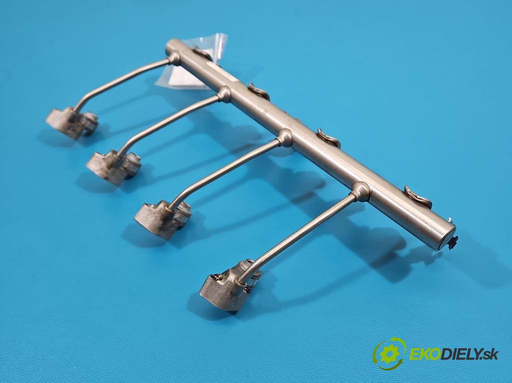 Opel Astra V  2015-2022 1.4 T 125 HP manual 92 kW 1399 cm3 5- lišta vstrekovacia 722230314 (Vstrekovacia lišta)