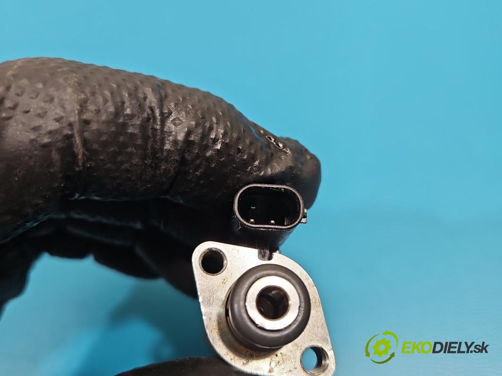 Opel Astra V  2015-2022 1.4 T 125 hp manual 92 kW 1399 cm3 5- vstřikovač 55577403 (Vstřikovač paliva)