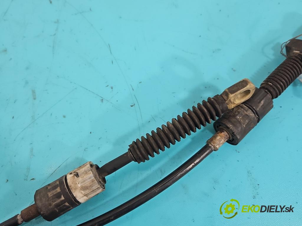 Ford Focus Mk1 1998-2004 1.6 16v 101 HP manual 74 kW 1596 cm3 5- Páka: Změny: stupeň,rýchlosť  (Rýchlostná páka (kulisa))