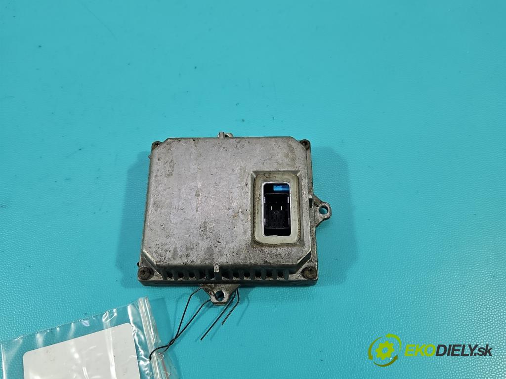 Ford Mondeo Mk3 2000-2007 2.0 tdci 131 HP manual 96 kW 1998 cm3 5- střídač: xenon 1307329064 (Riadiaca jednotka xenónu)