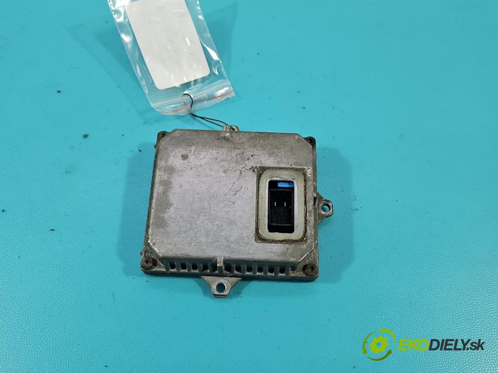 Ford Mondeo Mk3 2000-2007 2.0 tdci 131 HP manual 96 kW 1998 cm3 5- střídač: xenon 1307329064 (Riadiaca jednotka xenónu)