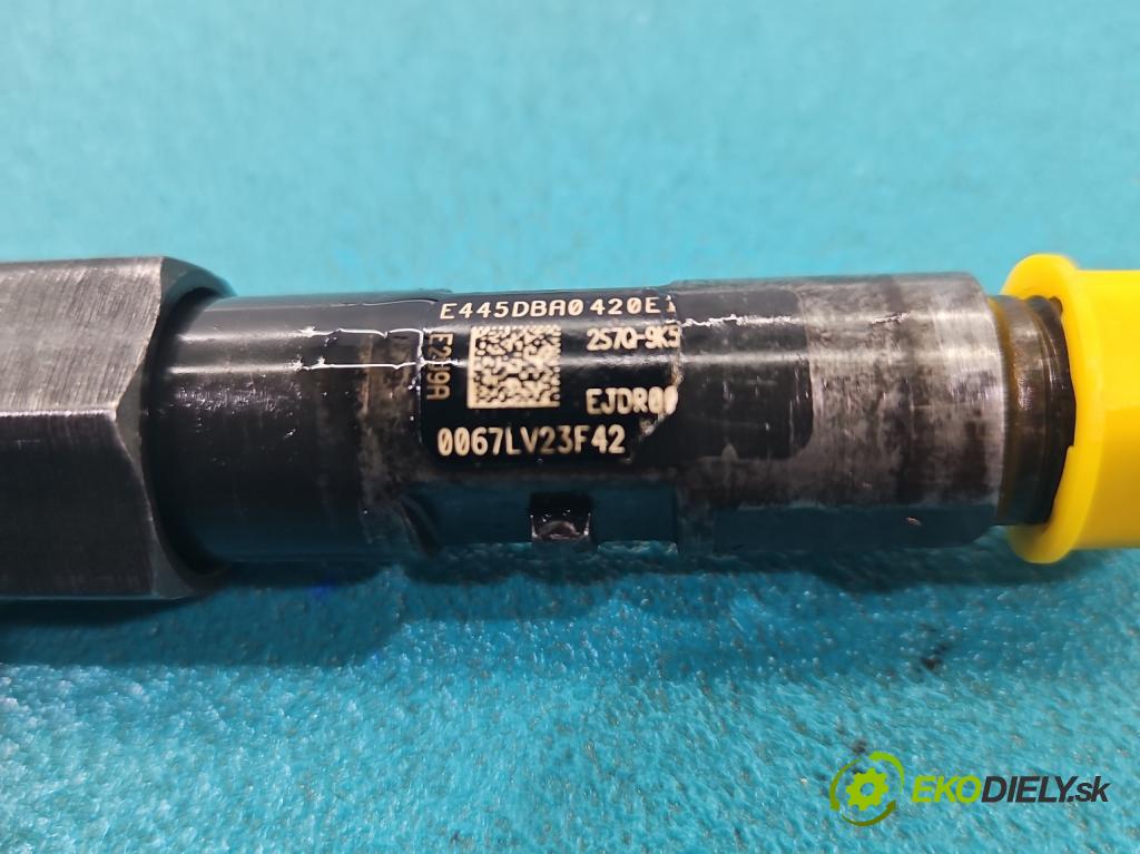 Ford Mondeo Mk3 2000-2007 2.0 tdci 131 HP manual 96 kW 1998 cm3 5- vstrek ZEJDR00301Z (Vstrekovač paliva)