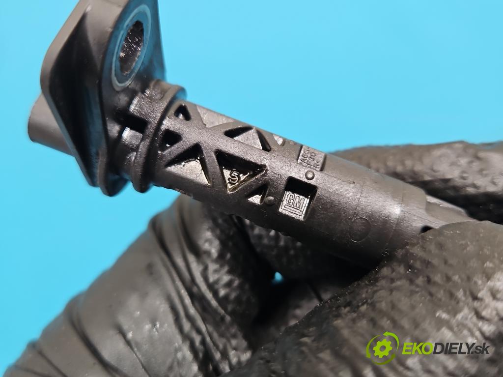 Opel Astra V  2015-2022 1.4 T 125 HP manual 92 kW 1399 cm3 5- snímač pozícia: hriadele kľukovej 25332327 (Snímač polohy kľukového hriadeľa)