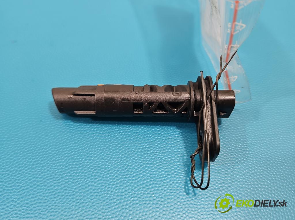 Opel Astra V  2015-2022 1.4 T 125 HP manual 92 kW 1399 cm3 5- snímač pozícia: hriadele kľukovej 25332327 (Snímač polohy kľukového hriadeľa)