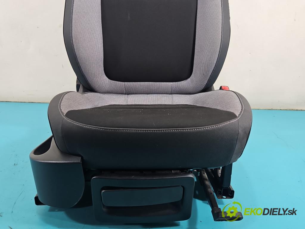 Skoda Fabia III 2014- 2021 1.4 TDI 105 HP manual 77 kW 1422 cm3 5- Sedačka pravý (Sedadlo)