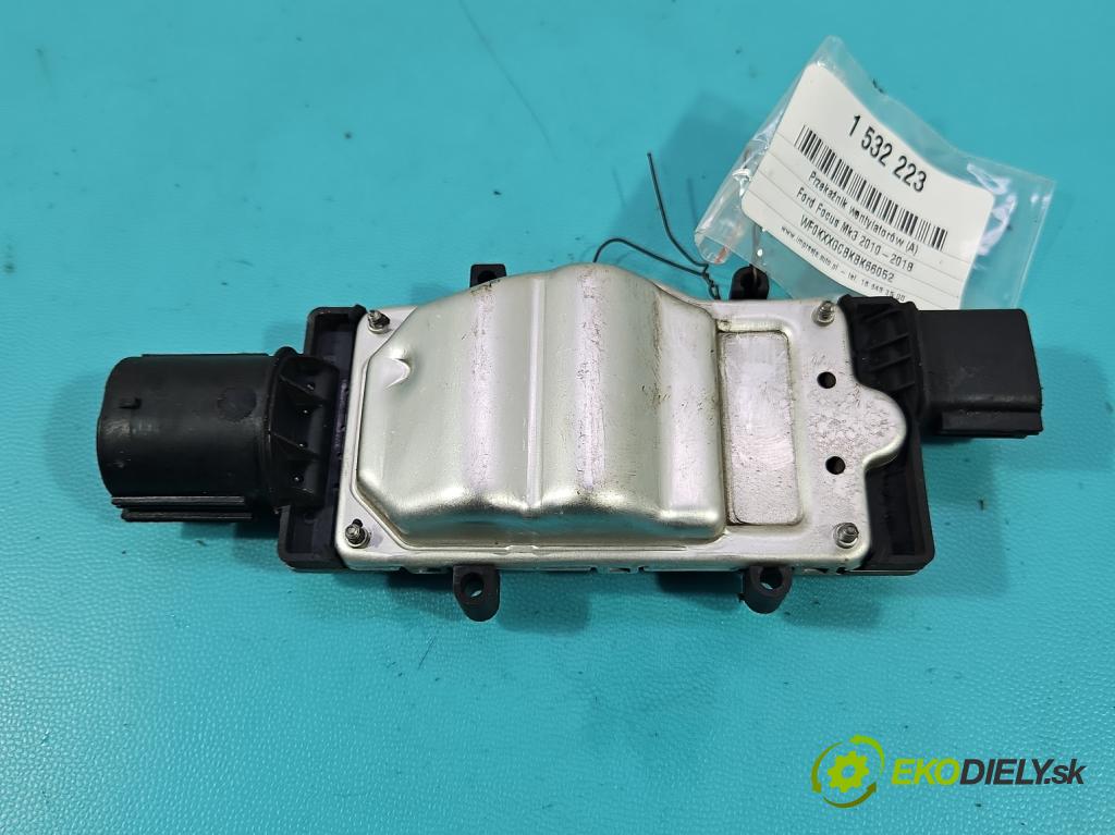 Ford Focus Mk3 2010-2018 1.6 16v 105 HP manual 77 kW 1596 cm3 5- Relé: ventilátoru 1137328567