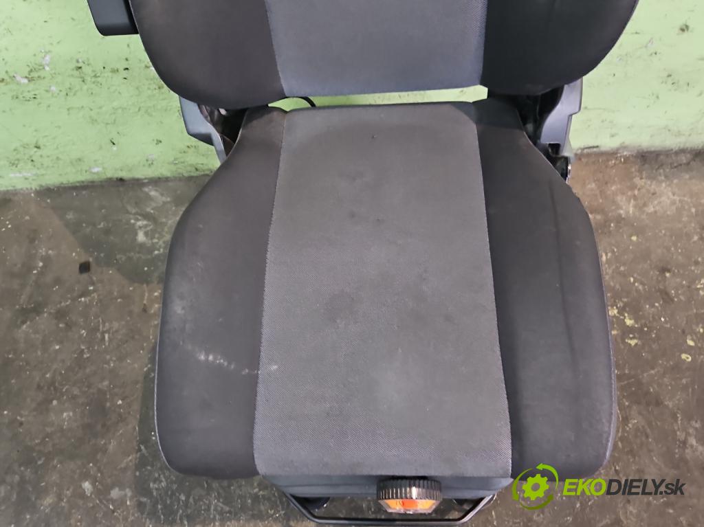 Renault Master III 2010-2024 2.3 DCI 163 HP manual 120 kW 2299 cm3 3- Sedačka ľavý 63156107058-6 (Sedadlo)