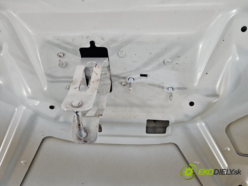 Peugeot 3008 II 2016-2023 1.6 T 300 hp automatic 221 kW 1598 cm3 5- kapota přední