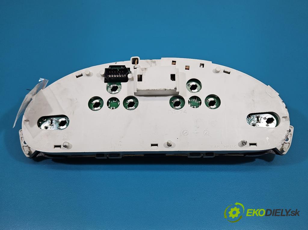 Chrysler Voyager IV 2000-2007 2.8 CRD 150 HP automatic 110 kW 2776 cm3 5- prístrojovka/ budíky P05082826AH (Prístrojová doska)