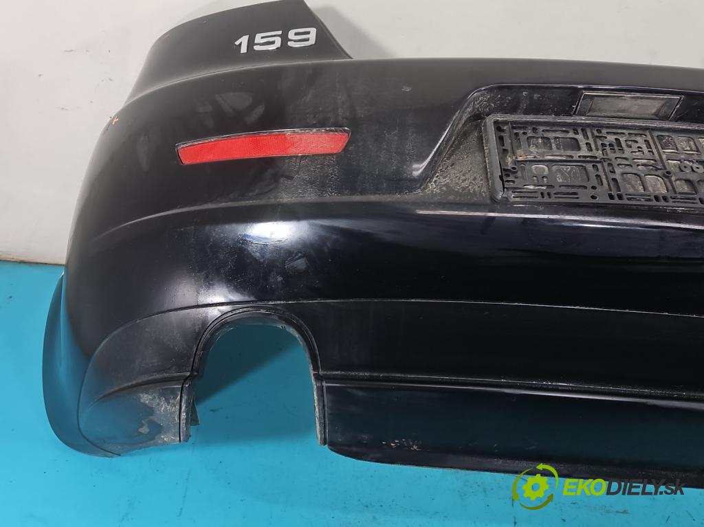 Alfa romeo 159 1.9 JTS 160 HP manual 118 kW 1859 cm3 4- nárazník zadné  (Kľučka dverí ostatné)