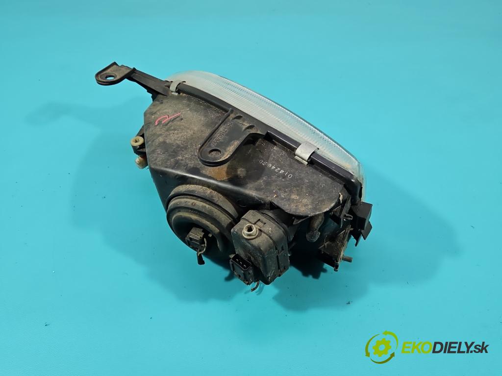 Fiat Siena 1.6 16v 103 HP manual 76 kW 1580 cm3 4- Reflektor: pravý  (Svetlo predné pravé)