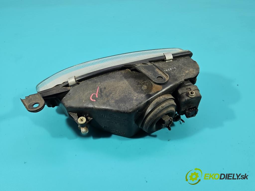 Fiat Siena 1.6 16v 103 HP manual 76 kW 1580 cm3 4- Reflektor: pravý  (Svetlo predné pravé)