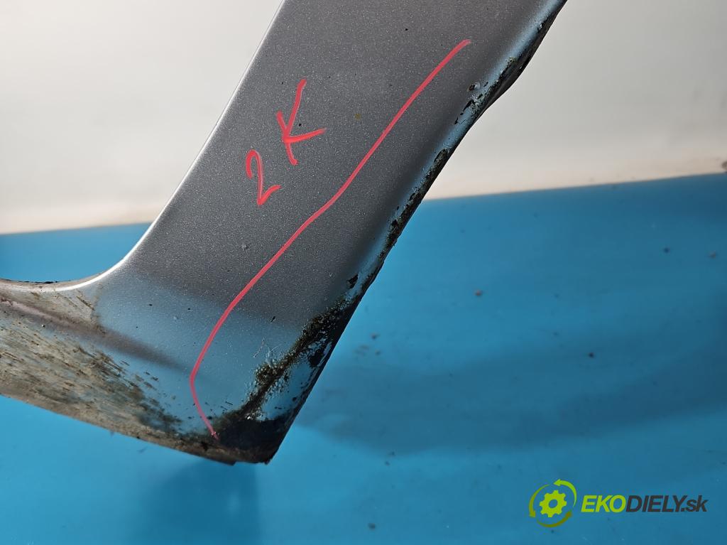 Mazda 6 I GG 2002-2007 2.0 citd 136 HP manual 100 kW 1998 cm3 5- blatník predné pravý  (Kľučka dverí ostatné)