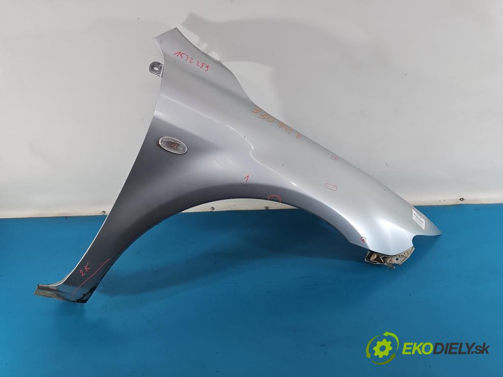 Mazda 6 I GG 2002-2007 2.0 citd 136 HP manual 100 kW 1998 cm3 5- blatník predné pravý  (Kľučka dverí ostatné)