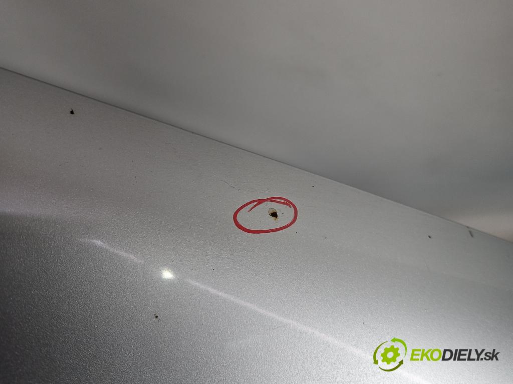 Mazda 6 I GG 2002-2007 2.0 citd 136 HP manual 100 kW 1998 cm3 5- blatník predné pravý  (Kľučka dverí ostatné)