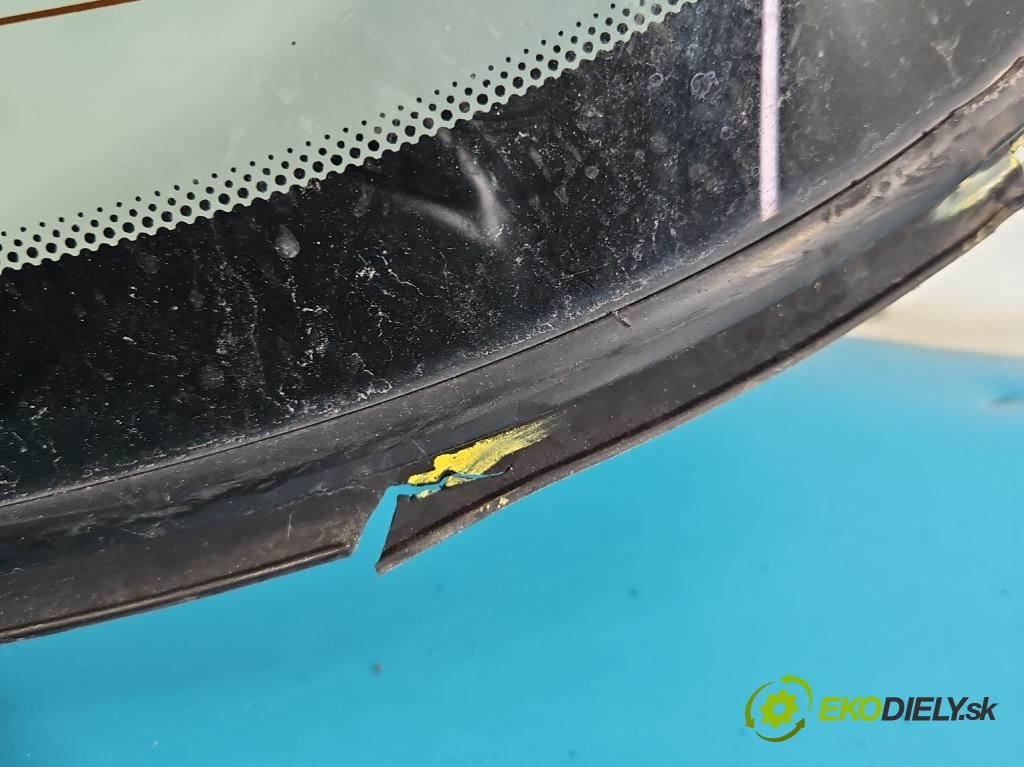 Alfa romeo 159 1.9 JTS 160 hp manual 118 kW 1859 cm3 4- sklo zadní  (Zadní sklo)