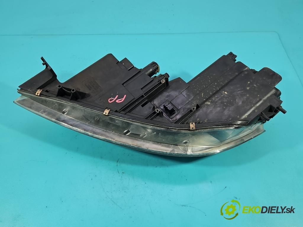 Mazda 6 I GG 2002-2007 2.0 citd 136 HP manual 100 kW 1998 cm3 5- Reflektor: pravý 014003907R (Svetlo predné pravé)