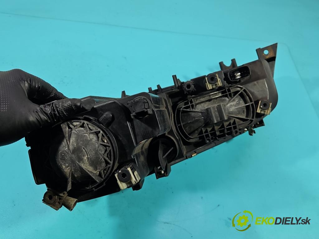 Mazda 6 I GG 2002-2007 2.0 citd 136 HP manual 100 kW 1998 cm3 5- Reflektor: pravý 014003907R (Svetlo predné pravé)